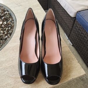 Taryn Rose Bkack Patent High Heels Size 9M